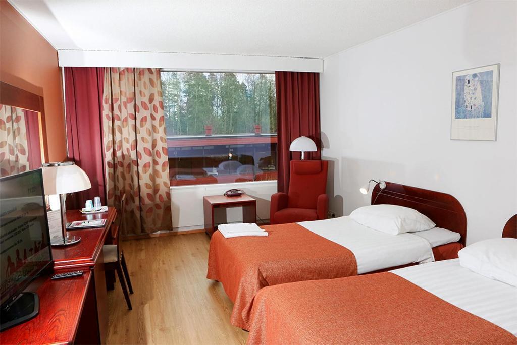 Finlandia Hotel Isovalkeinen Куопіо Екстер'єр фото
