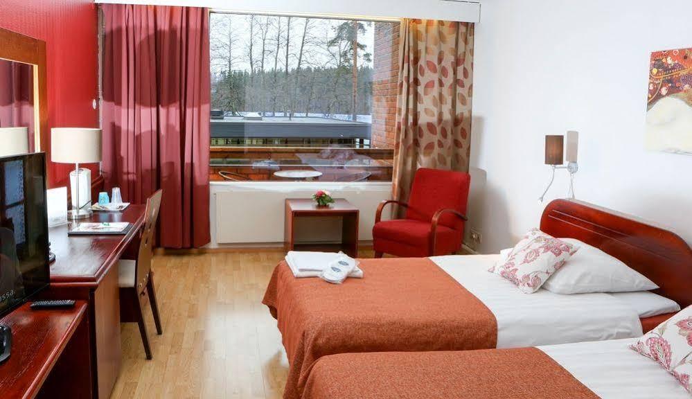 Finlandia Hotel Isovalkeinen Куопіо Екстер'єр фото